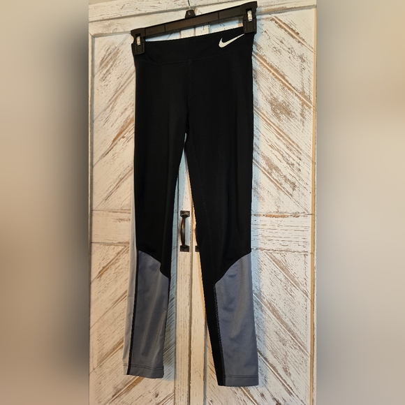Nike Black and Gray Leggings (Juniors) - Picture 1 of 8